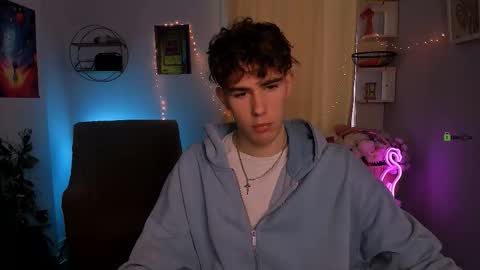 Snapshot of kevin_nix_ chatting on February 1, 2026, 10:14 am kevin_nix_ online show from February 1, 2026, 10:14 am