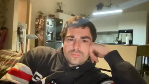 kevinpillobello online show from February 2, 2026, 5:11 pm