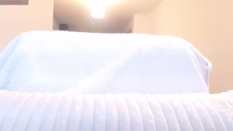 Snapshot of khloe_star chatting on February 12, 2025, 4:33 pm Khloe online show from February 12, 2025, 4:33 pm