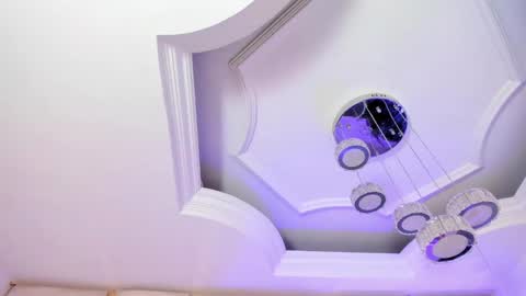 Kim online show from February 12, 2025, 7:13 am