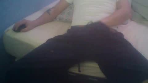 Snapshot of kiko83c chatting on February 26, 2025, 10:15 am New accound cavilacion online show from February 26, 2025, 10:15 am