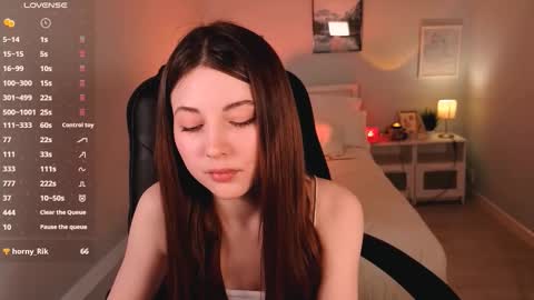 Snapshot of kimmie_shine chatting on February 18, 2026, 9:16 am Your Kimmie follow me online show from February 18, 2026, 9:16 am