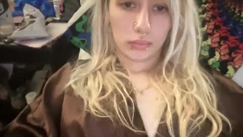 Snapshot of kinkypinky415 chatting on January 2, 2025, 1:49 am Kinky Pinky online show from January 2, 2025, 1:49 am