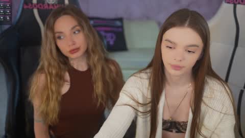 Snapshot of kira0541 chatting on February 9, 2026, 9:19 pm Sweet girls online show from February 9, 2026, 9:19 pm