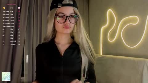 Miko online show from February 28, 2026, 6:09 pm