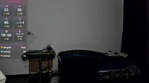 Kitsune online show from December 13, 2024, 9:52 pm