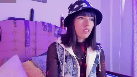 kitty_ls online show from February 23, 2026, 8:28 pm