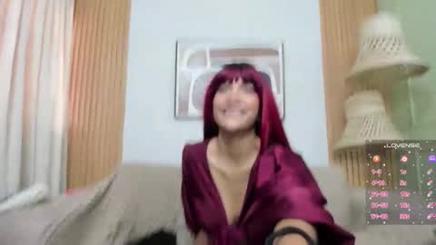 Snapshot of kitty_wild_19 chatting on February 9, 2026, 7:40 pm kitty online show from February 9, 2026, 7:40 pm