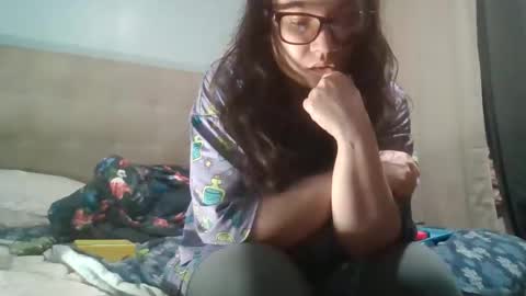 kivs19 online show from February 15, 2026, 3:47 am