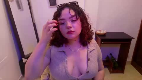 camila online show from February 9, 2026, 4:16 am