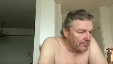 Snapshot of kovapoika chatting on October 4, 2025, 8:23 am kovapoika online show from October 4, 2025, 8:23 am