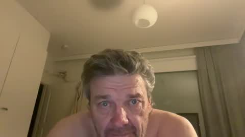 Snapshot of kovapoika chatting on October 4, 2025, 8:29 pm kovapoika online show from October 4, 2025, 8:29 pm