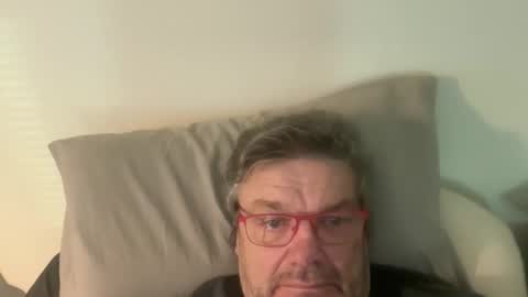 Snapshot of kovapoika chatting on October 13, 2025, 2:50 pm kovapoika online show from October 13, 2025, 2:50 pm