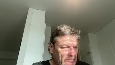 Snapshot of kovapoika chatting on October 20, 2025, 1:00 pm kovapoika online show from October 20, 2025, 1:00 pm