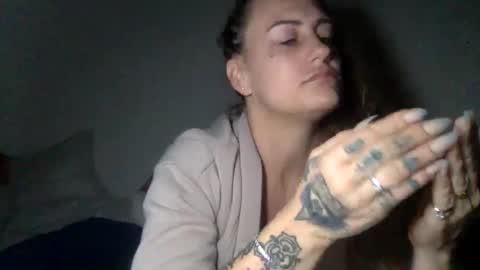 Snapshot of koyoteej chatting on March 9, 2025, 10:52 am koyoteej online show from March 9, 2025, 10:52 am