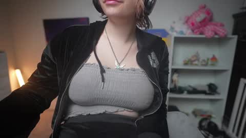 Krystal Syx online show from March 4, 2025, 5:24 pm