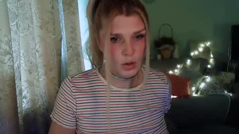 Snapshot of kudesnizza chatting on February 20, 2025, 10:37 am Annika MTF ts post -op online show from February 20, 2025, 10:37 am