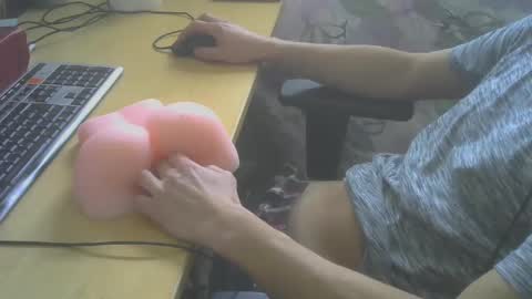 KuniJ online show from January 16, 2025, 12:53 pm