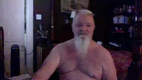 Snapshot of kyhgihntight chatting on December 17, 2025, 6:36 pm Nick Nude Celt KYHighNTight online show from December 17, 2025, 6:36 pm