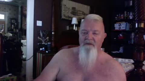 Snapshot of kyhgihntight chatting on February 20, 2026, 9:48 pm Nick Nude Celt KYHighNTight online show from February 20, 2026, 9:48 pm