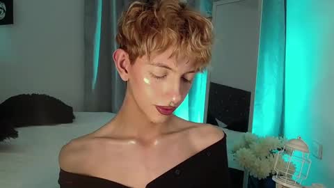 Snapshot of kyle__cooper chatting on December 13, 2024, 1:48 am Kyle Cooper online show from December 13, 2024, 1:48 am