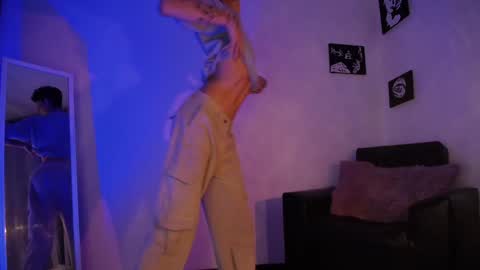 Snapshot of kyle__cooper chatting on January 22, 2025, 4:34 am Kyle Cooper online show from January 22, 2025, 4:34 am