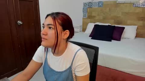 Snapshot of kyliiebaker chatting on February 6, 2026, 11:46 am Kylie online show from February 6, 2026, 11:46 am