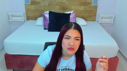 Snapshot of kyliiebaker chatting on February 26, 2026, 10:58 am Kylie online show from February 26, 2026, 10:58 am