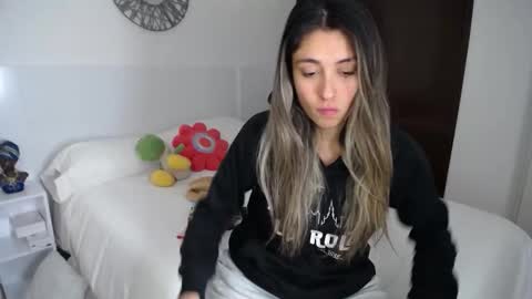 Snapshot of la_rola_ chatting on February 3, 2026, 1:48 am Catalina online show from February 3, 2026, 1:48 am