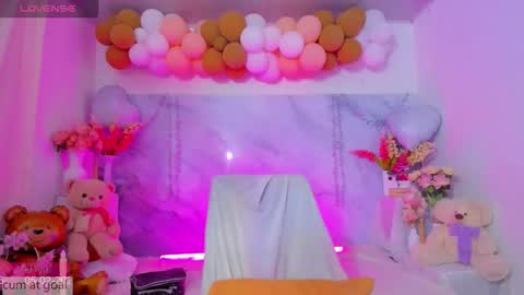 Laden And Juan online show from February 5, 2026, 10:47 pm