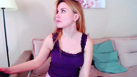Snapshot of lady__moon__ chatting on January 26, 2025, 1:04 pm Lady moon online show from January 26, 2025, 1:04 pm