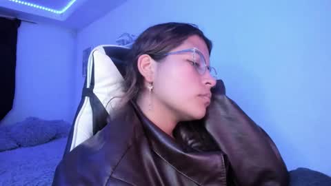 Snapshot of ladybrown_16 chatting on February 11, 2026, 4:50 am Lady online show from February 11, 2026, 4:50 am