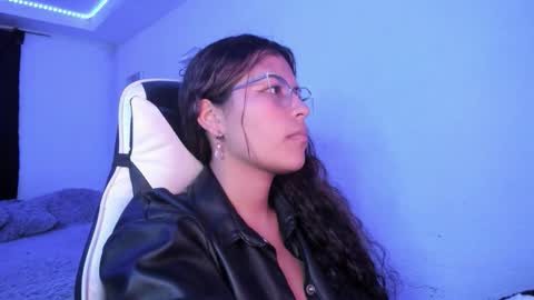 Snapshot of ladybrown_16 chatting on February 15, 2026, 4:31 am Lady online show from February 15, 2026, 4:31 am