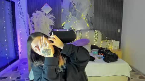 Lady  online show from February 7, 2026, 4:16 am