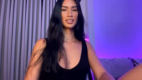 Lana online show from March 9, 2025, 7:45 am