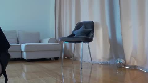 Snapshot of larakanes chatting on February 2, 2026, 10:47 am LaraKanes online show from February 2, 2026, 10:47 am