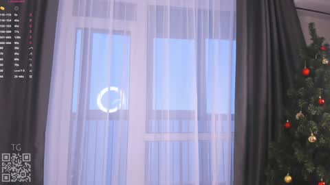 Snapshot of large_ocean chatting on January 16, 2025, 12:53 pm Rose online show from January 16, 2025, 12:53 pm