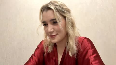 Snapshot of laruebaral chatting on February 25, 2026, 9:13 pm Betty online show from February 25, 2026, 9:13 pm