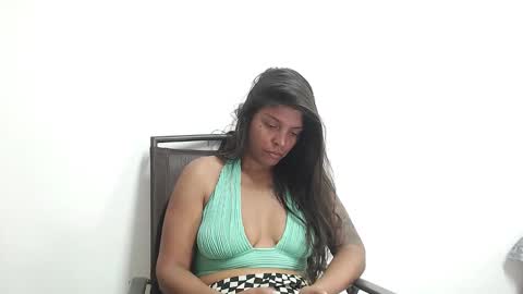 Snapshot of latin_meg chatting on February 4, 2026, 7:20 pm M E G A N online show from February 4, 2026, 7:20 pm