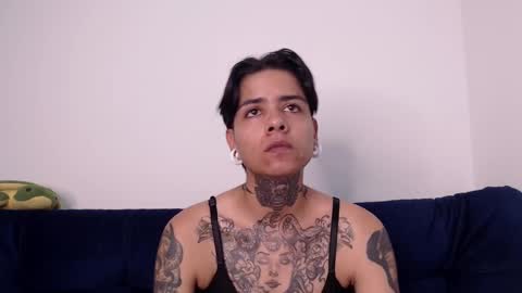 Snapshot of latinaleksa chatting on December 1, 2024, 7:36 pm Alex online show from December 1, 2024, 7:36 pm