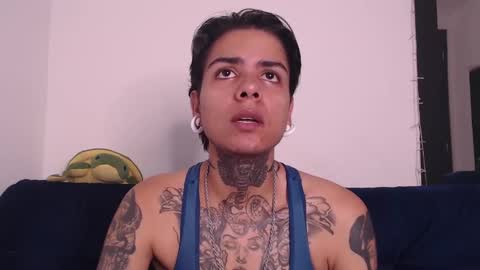 Snapshot of latinaleksa chatting on December 25, 2024, 10:37 pm Alex online show from December 25, 2024, 10:37 pm