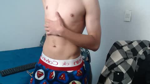 camilo online show from December 23, 2024, 4:22 am