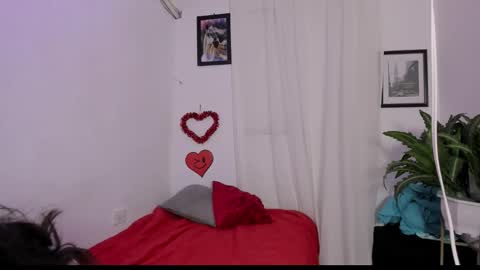 Snapshot of laura_and_kevin chatting on March 2, 2026, 9:43 pm laura_and_kevin online show from March 2, 2026, 9:43 pm