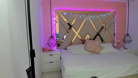 laura  online show from February 6, 2026, 7:17 pm