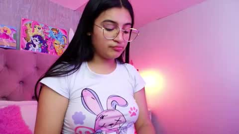 Laurene online show from February 22, 2026, 4:13 am