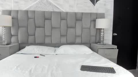 Lauren  online show from February 14, 2026, 3:20 pm