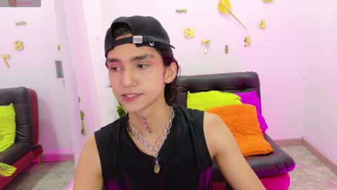 Snapshot of leoadamss chatting on January 23, 2025, 12:52 pm Leo online show from January 23, 2025, 12:52 pm