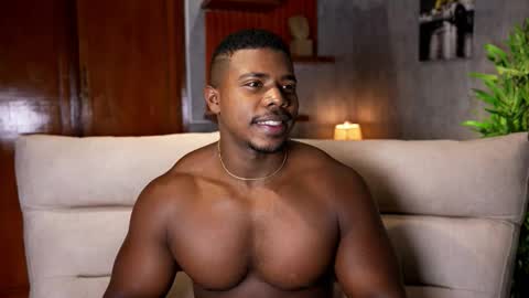 Leandro jones online show from October 10, 2025, 10:03 am