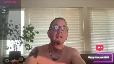 Snapshot of letloverule63 chatting on January 12, 2025, 8:36 pm letloverule63 online show from January 12, 2025, 8:36 pm