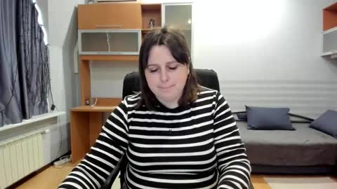 Snapshot of letticams chatting on February 8, 2026, 7:23 am Naomi online show from February 8, 2026, 7:23 am